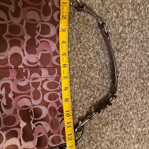 Coach Carly Optic Signature signature,